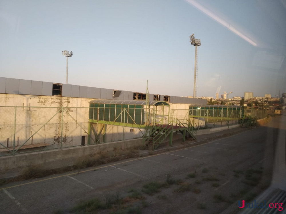 "Hafka"nın stadionu xarabalığa çevrildi - FOTOLAR